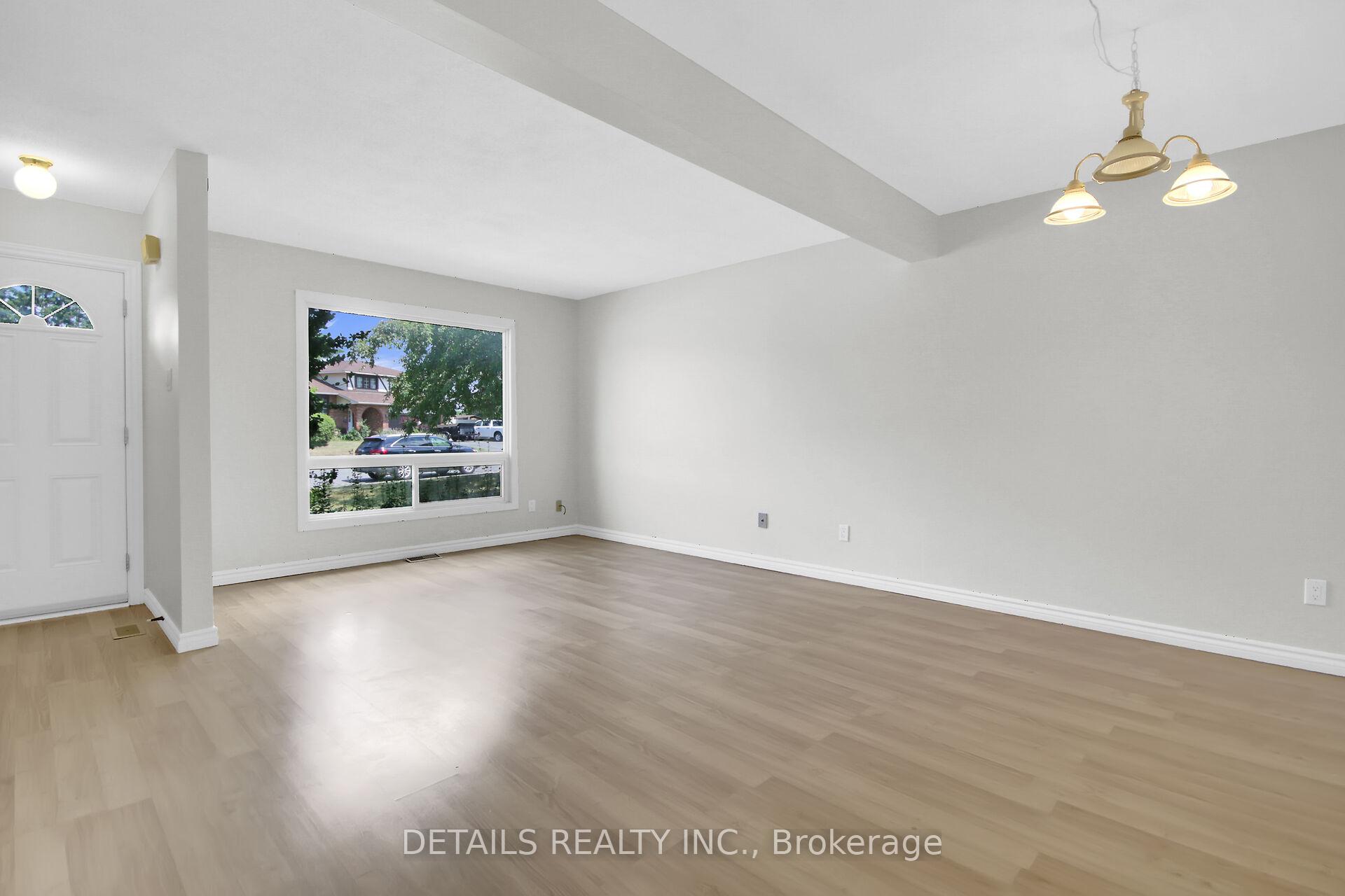 Photo 3 of 42C Wolfgang Drive, Ottawa, Barrhaven - Knollsbrook — HOMEH