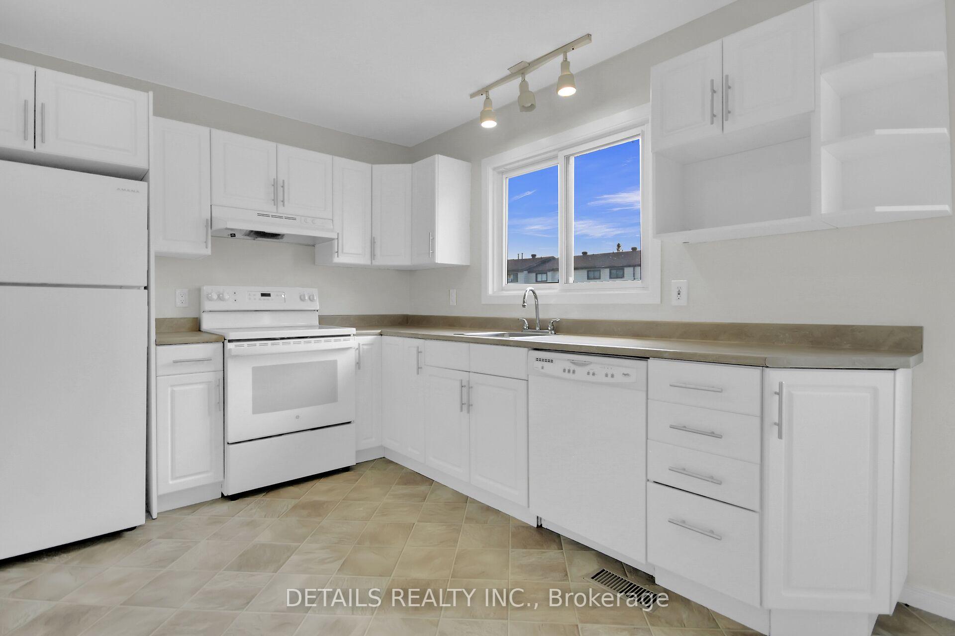 Photo 7 of 42C Wolfgang Drive, Ottawa, Barrhaven - Knollsbrook — HOMEH