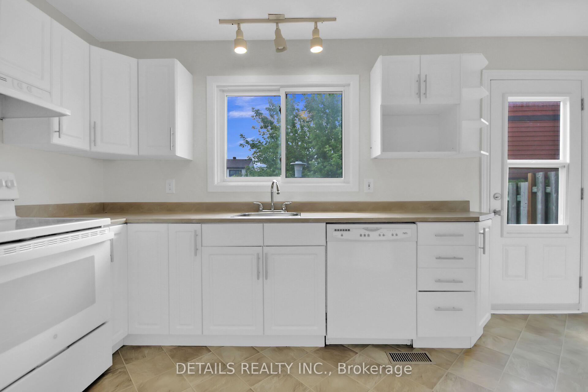 Photo 9 of 42C Wolfgang Drive, Ottawa, Barrhaven - Knollsbrook — HOMEH