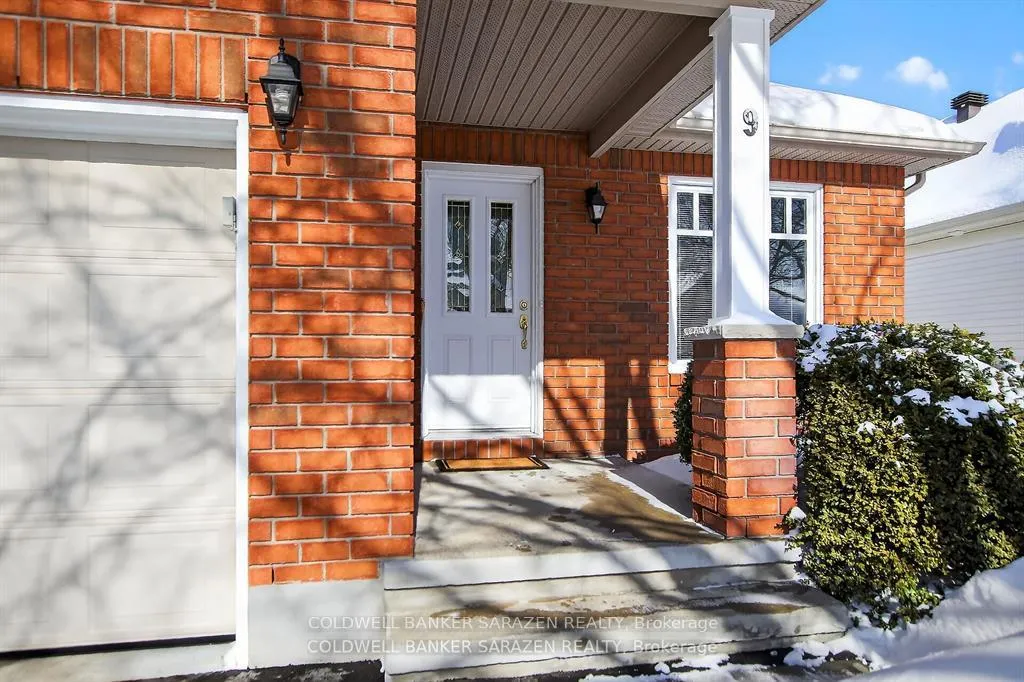 Photo 3 of 9 Fieldcrest Avenue, Ottawa, Barrhaven - Longfields — HOMEH