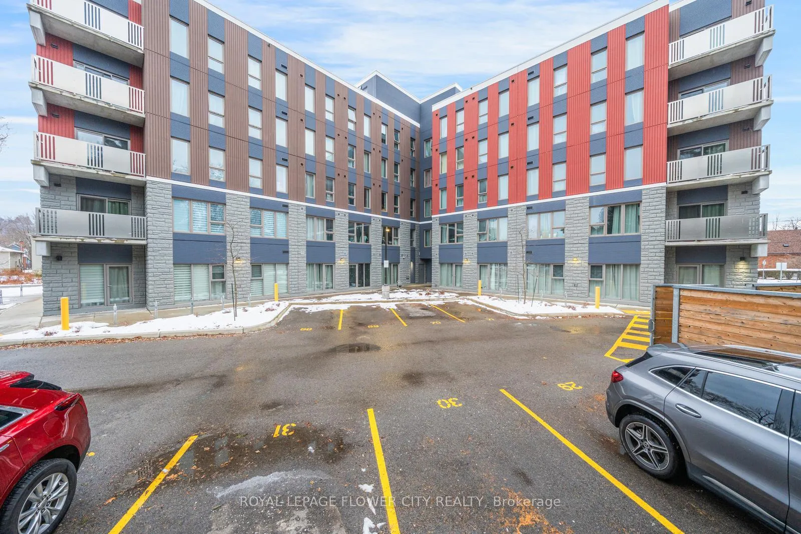 Photo 4 of Unit 303, 77 Leland Street, Hamilton, Ainslie Wood — HOMEH