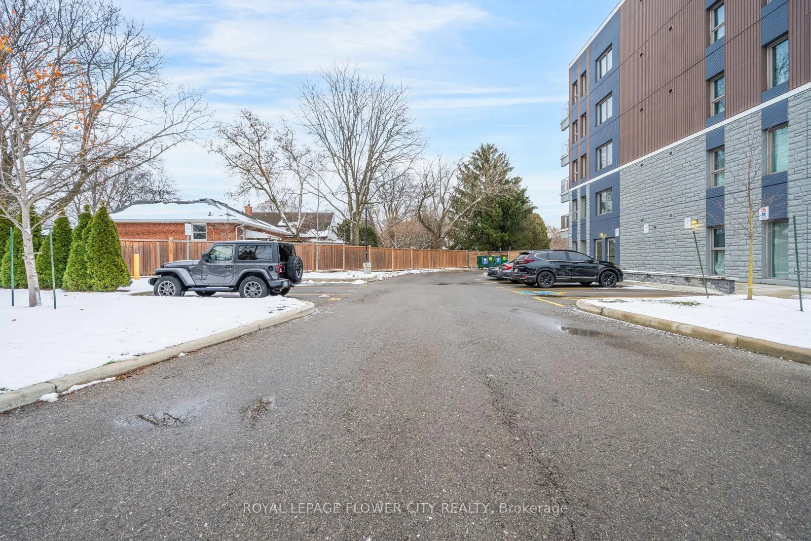 Photo 5 of Unit 303, 77 Leland Street, Hamilton, Ainslie Wood — HOMEH