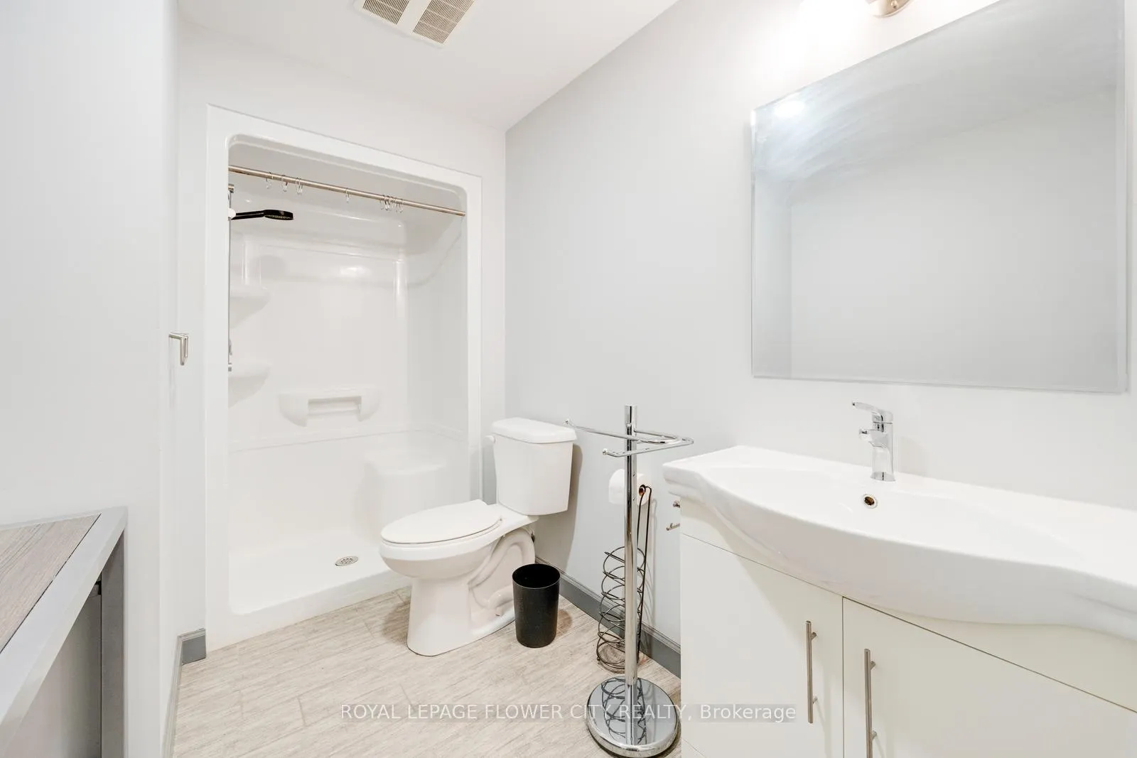 Photo 27 of Unit 303, 77 Leland Street, Hamilton, Ainslie Wood — HOMEH