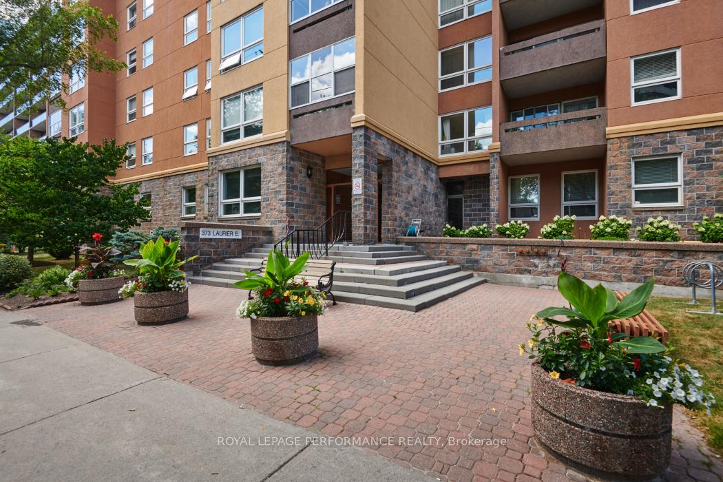 Photo 2 of Unit 1103, 373 Laurier Avenue E, Ottawa, Sandy Hill — HOMEH