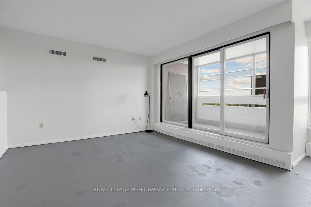 Photo 9 of Unit 1103, 373 Laurier Avenue E, Ottawa, Sandy Hill — HOMEH