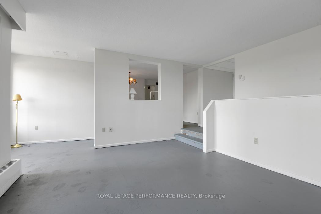 Photo 10 of Unit 1103, 373 Laurier Avenue E, Ottawa, Sandy Hill — HOMEH