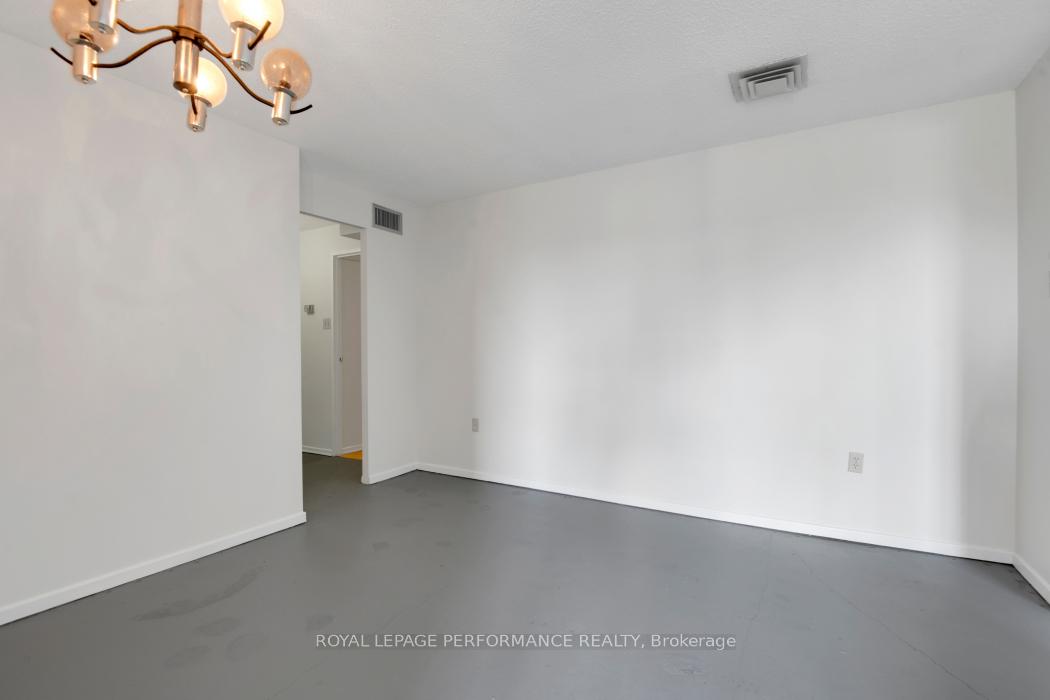 Photo 14 of Unit 1103, 373 Laurier Avenue E, Ottawa, Sandy Hill — HOMEH