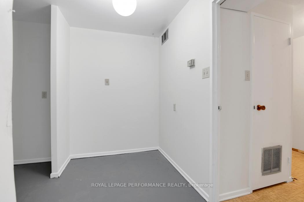 Photo 16 of Unit 1103, 373 Laurier Avenue E, Ottawa, Sandy Hill — HOMEH