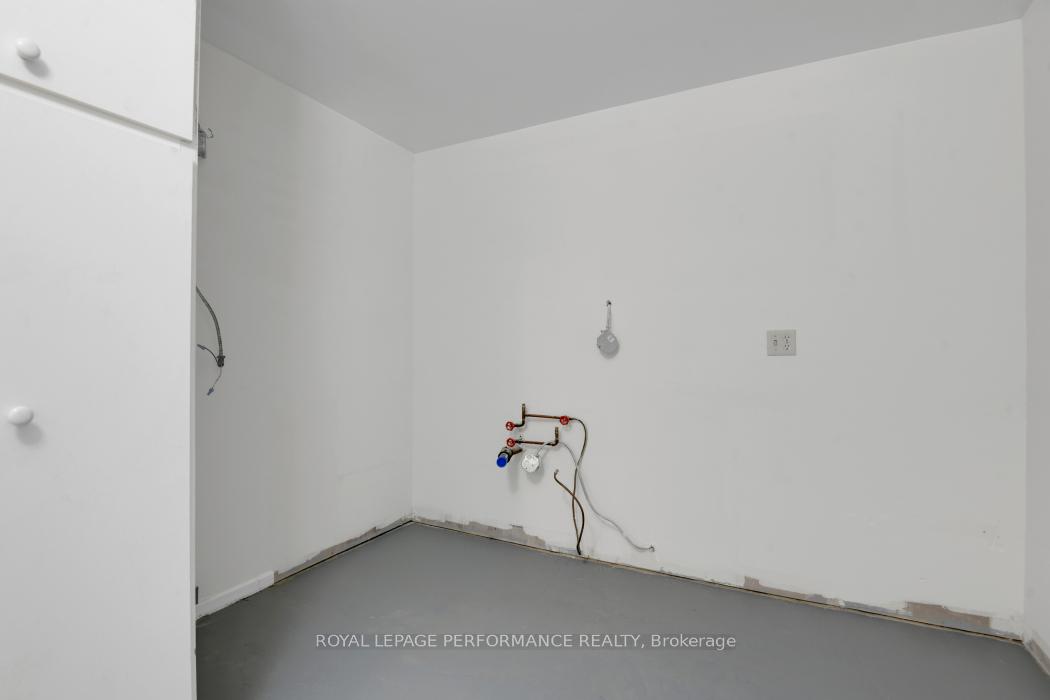 Photo 17 of Unit 1103, 373 Laurier Avenue E, Ottawa, Sandy Hill — HOMEH