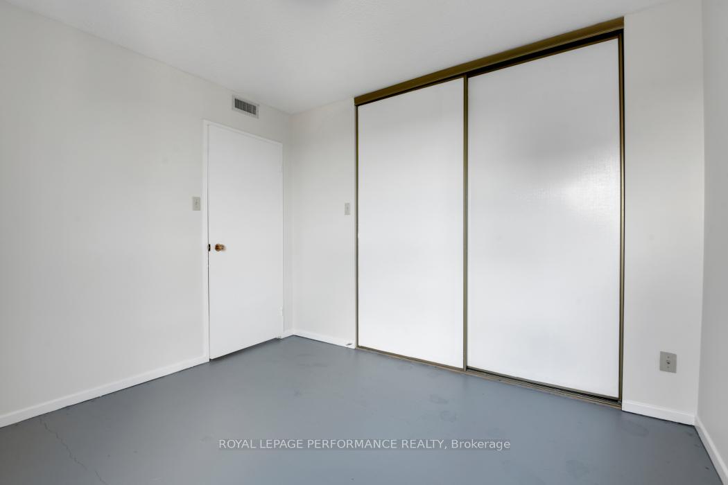 Photo 23 of Unit 1103, 373 Laurier Avenue E, Ottawa, Sandy Hill — HOMEH