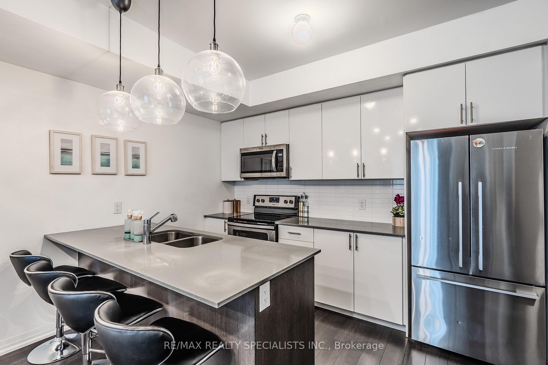 Photo 4 of Unit 109, 1200 Main Street E, Milton, Dempsey — HOMEH