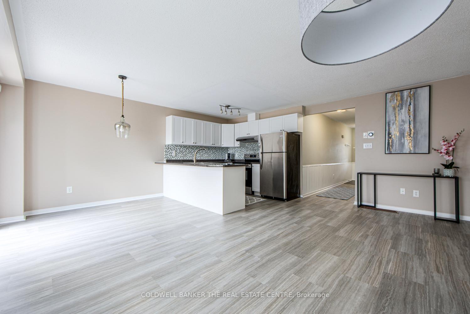 Photo 8 of 34 Parkside Crescent S, Essa, Angus — HOMEH