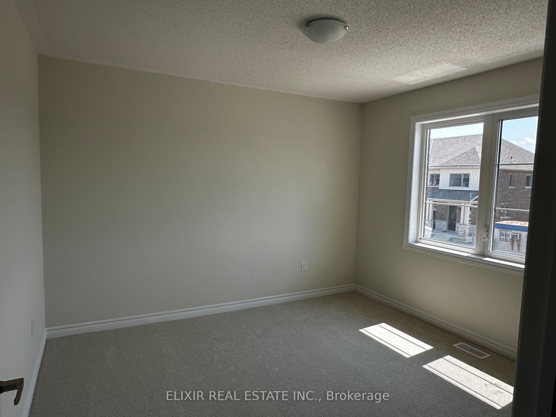 Photo 33 of 49 Granka Street, Brantford — HOMEH