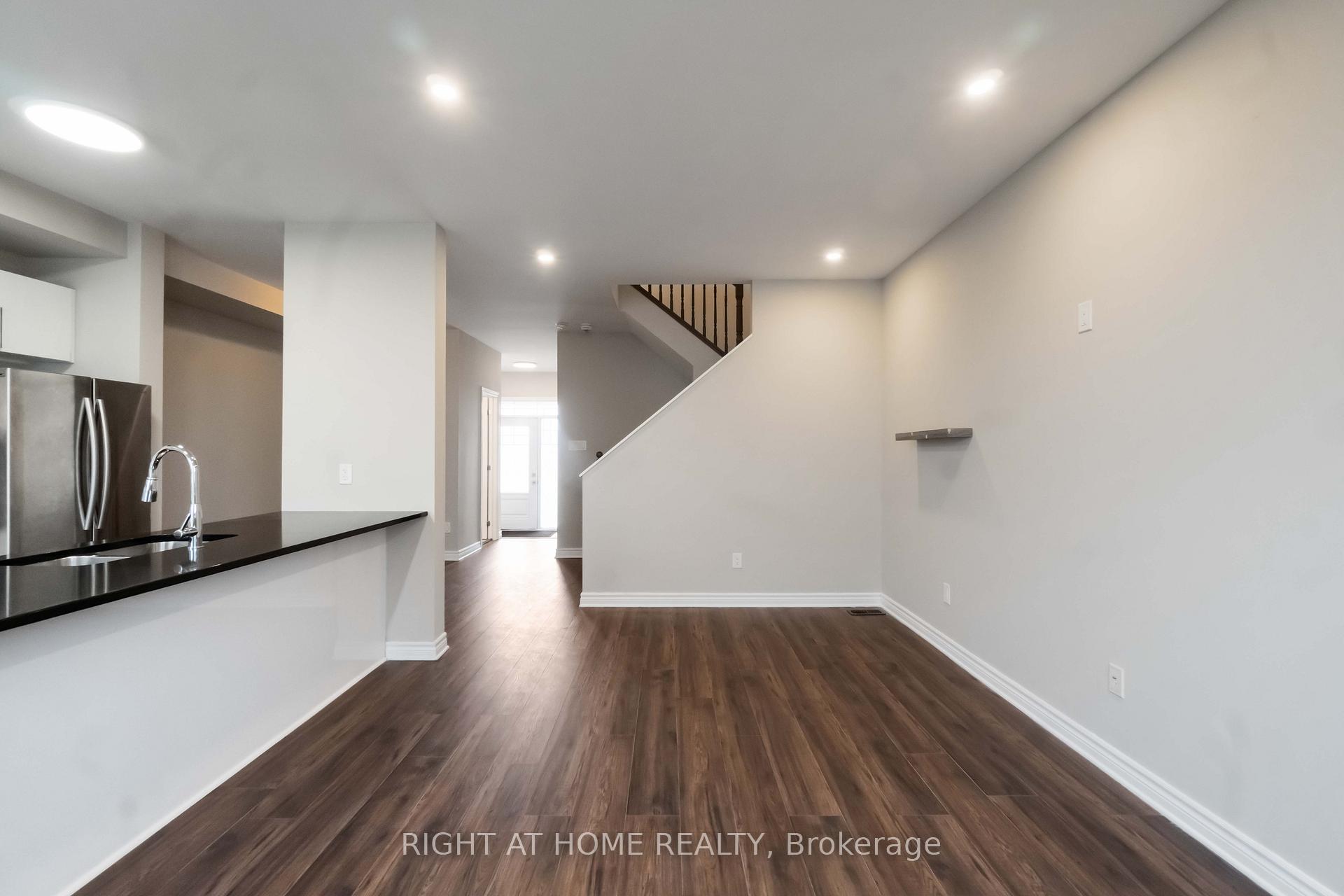 Photo 10 of 2554 River Mist Road, Ottawa, Barrhaven - Half Moon Bay — HOMEH