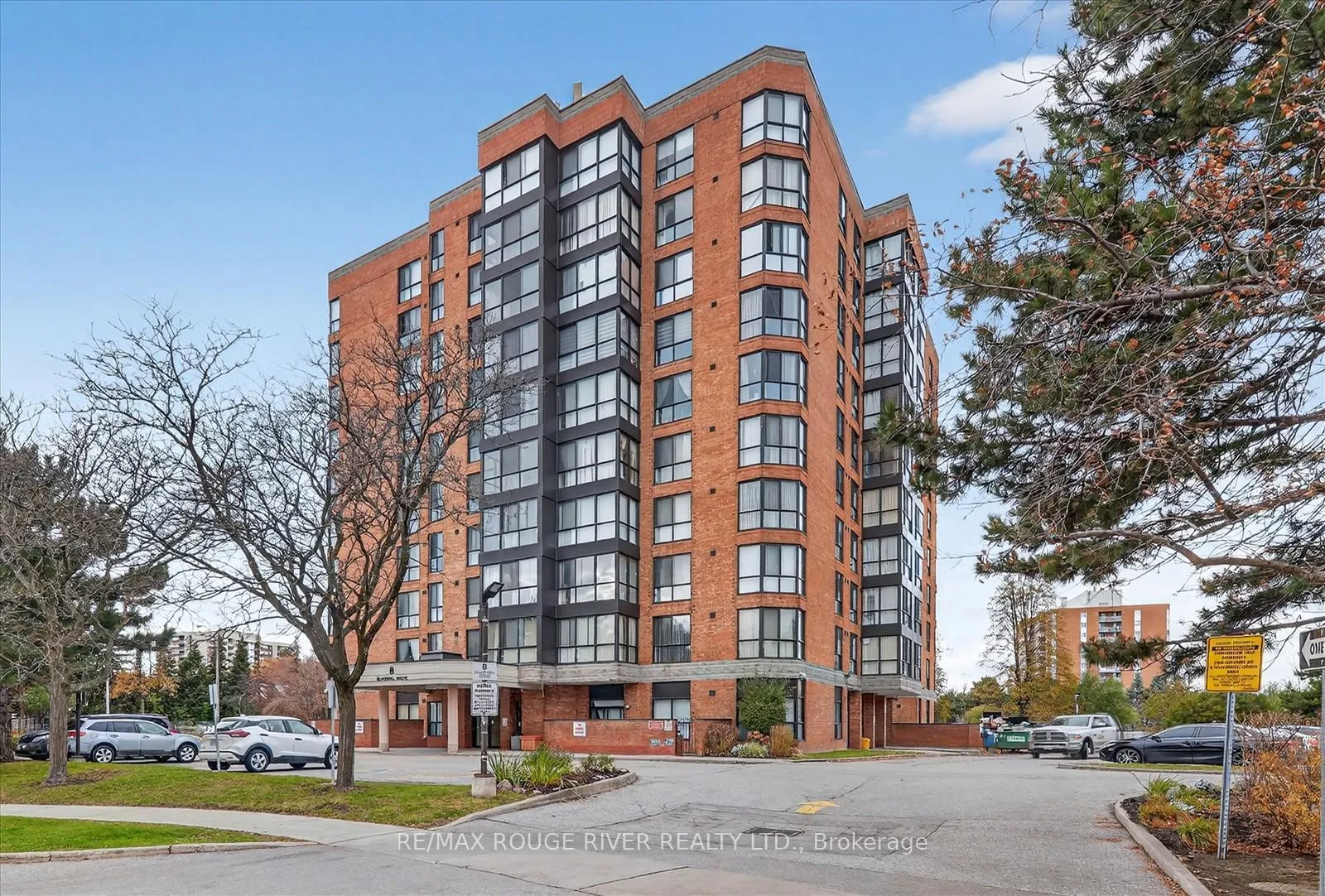 Front of Unit 309, 8 Silver Bell Grove
