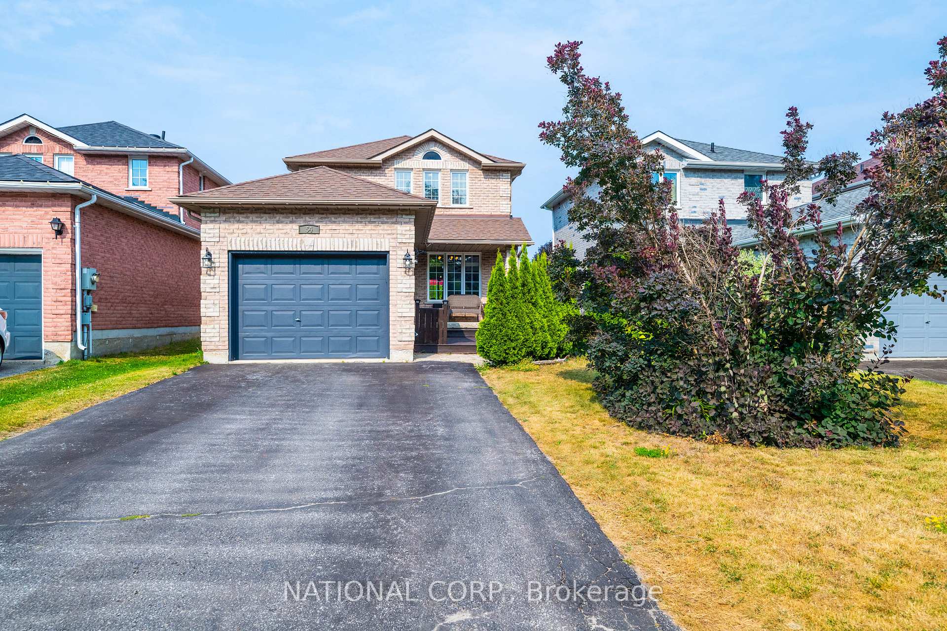 Front of 54 Northview Crescent