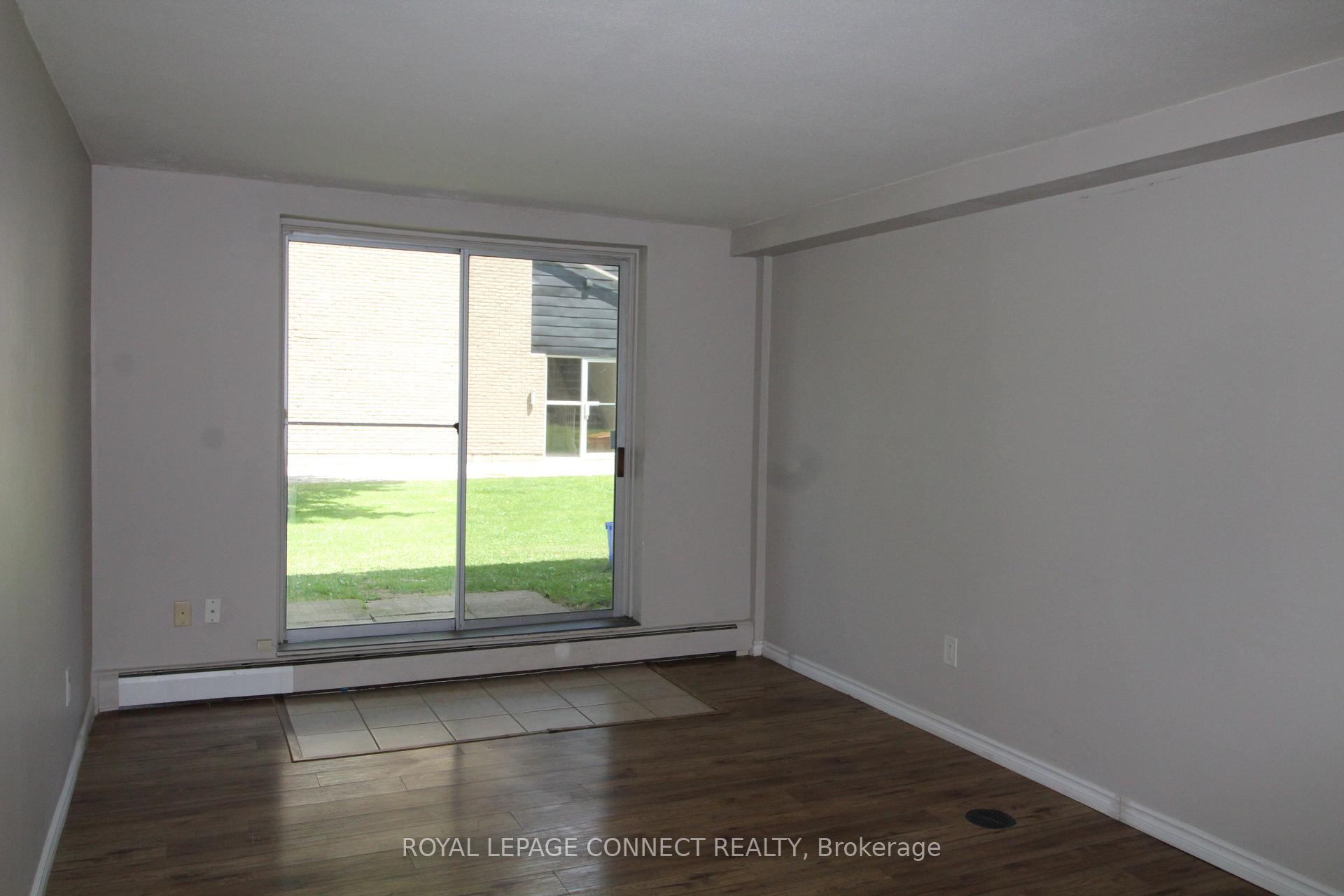 Photo 2 of Unit 04, 633 Barber Avenue N, North Perth, Listowel — HOMEH