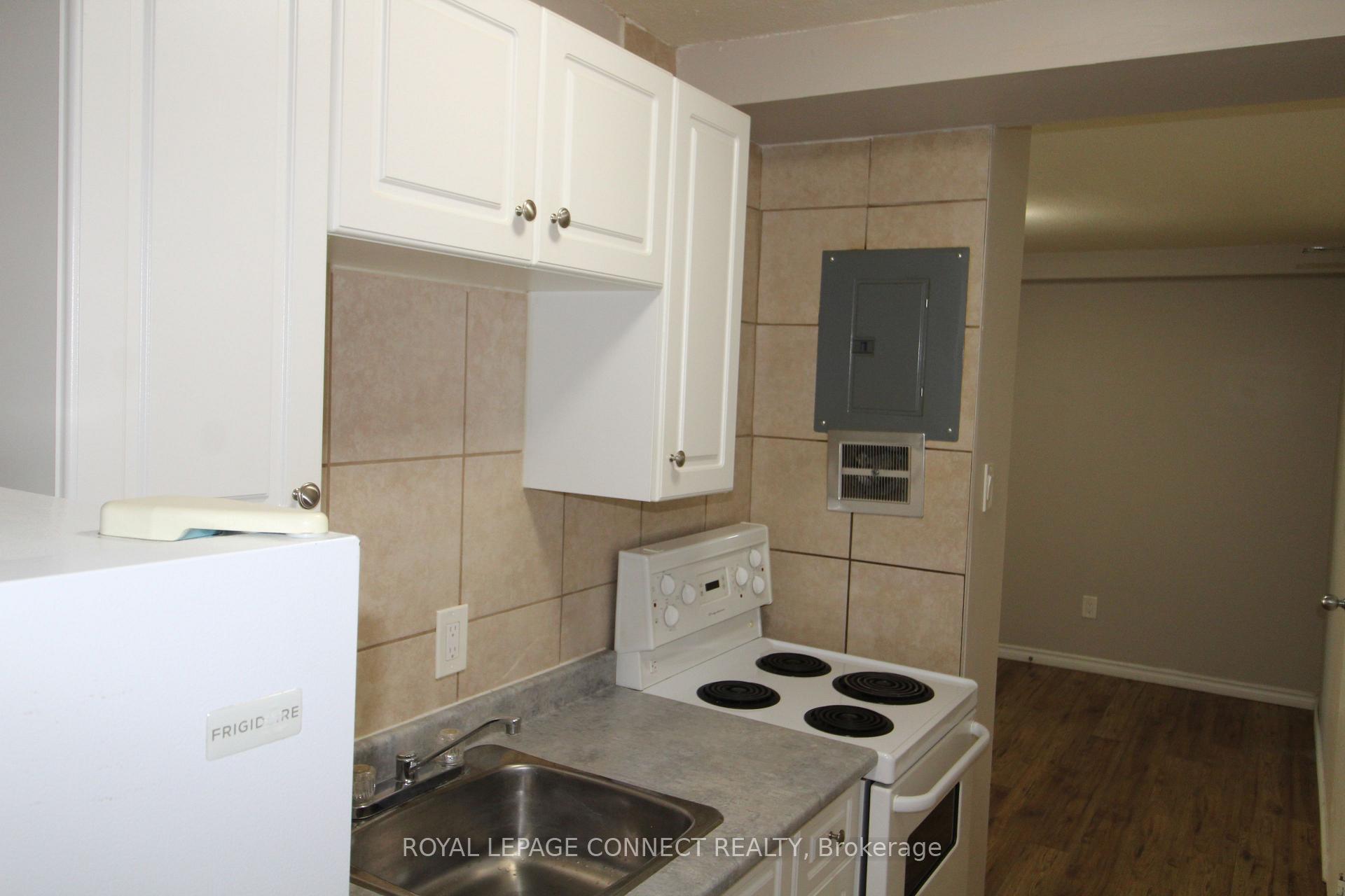 Photo 6 of Unit 04, 633 Barber Avenue N, North Perth, Listowel — HOMEH