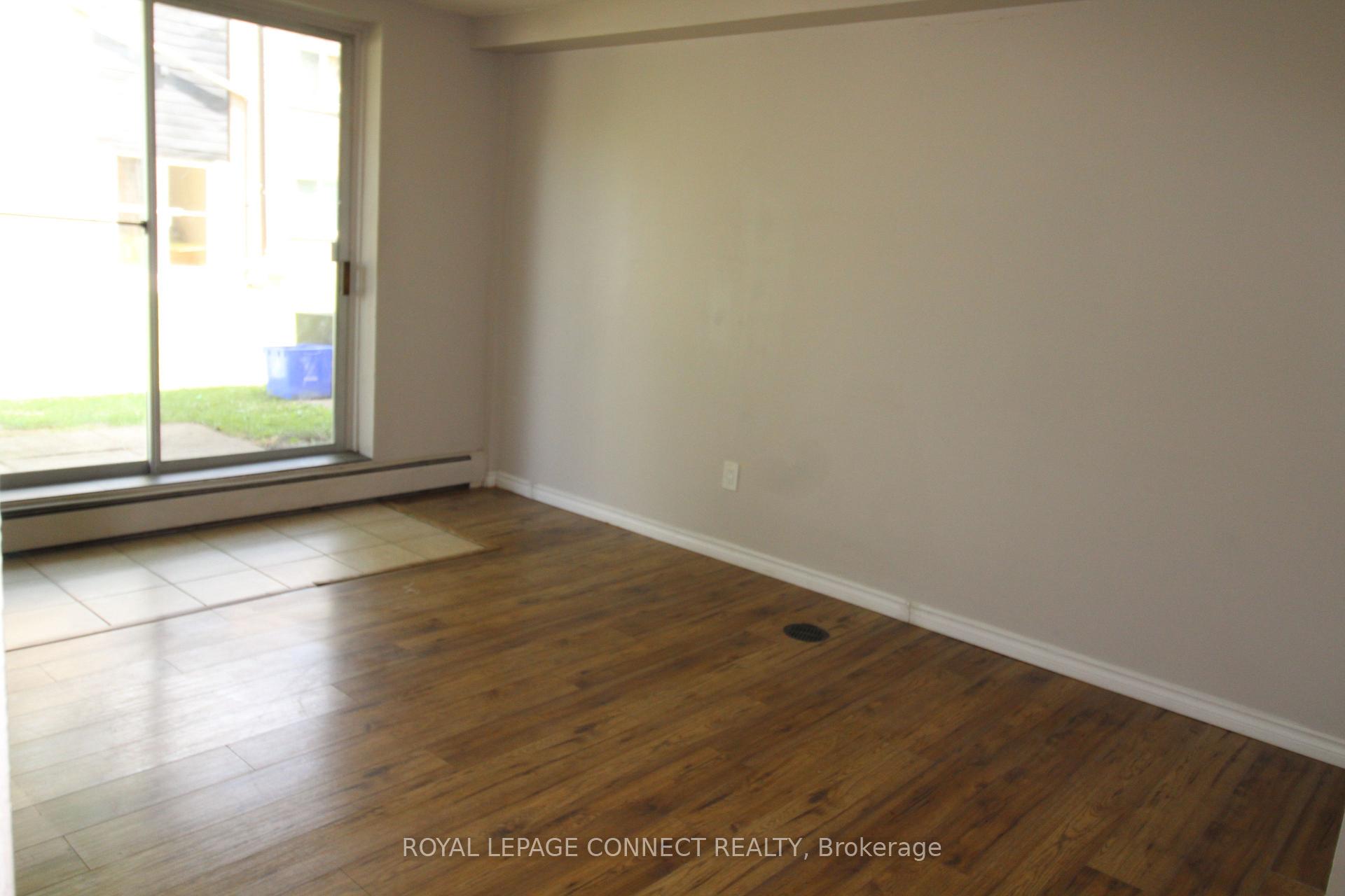 Photo 8 of Unit 04, 633 Barber Avenue N, North Perth, Listowel — HOMEH