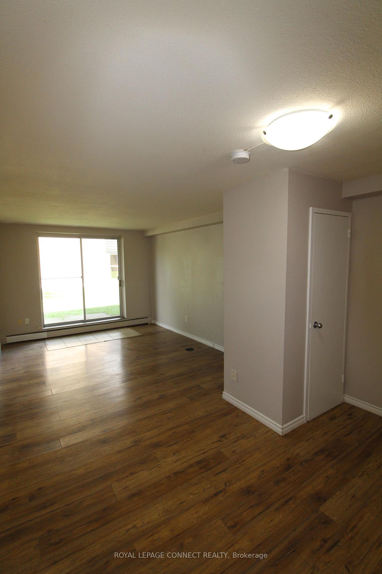 Photo 11 of Unit 04, 633 Barber Avenue N, North Perth, Listowel — HOMEH