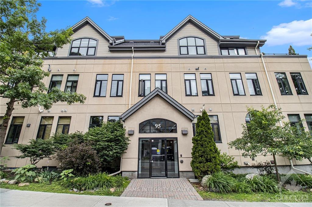 Front of Unit 303, 95 Beech Street