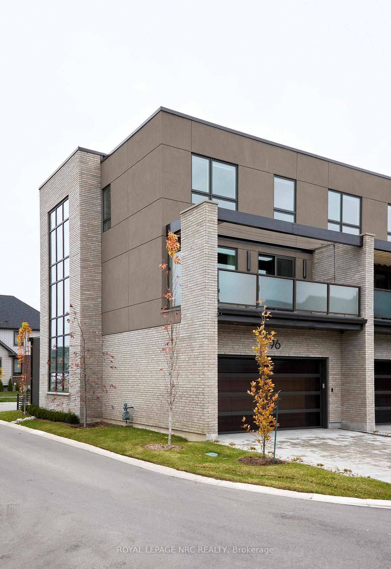 Photo 2 of 96 Moody Street, Pelham, Fonthill — HOMEH