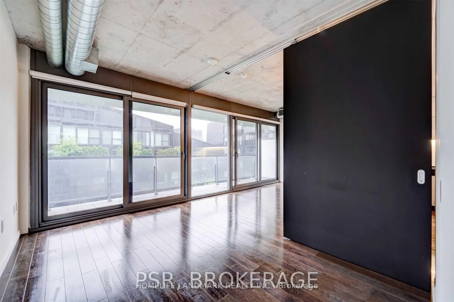Photo 7 of Unit 617, 32 Trolley Crescent, Toronto, Moss Park — HOMEH