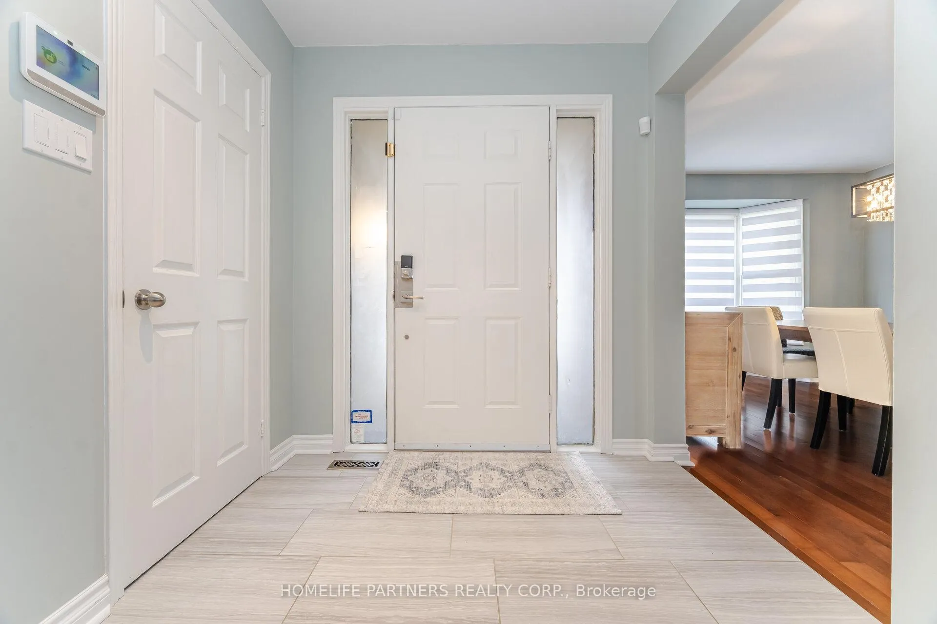 Photo 2 of 10 Culpepper Court, Caledon, Bolton North — HOMEH