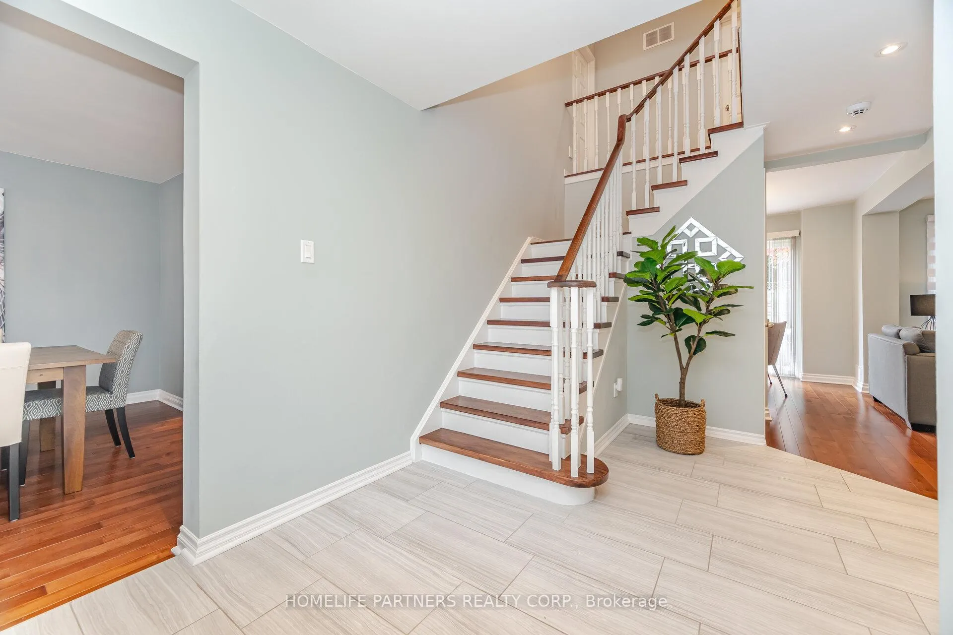 Photo 20 of 10 Culpepper Court, Caledon, Bolton North — HOMEH