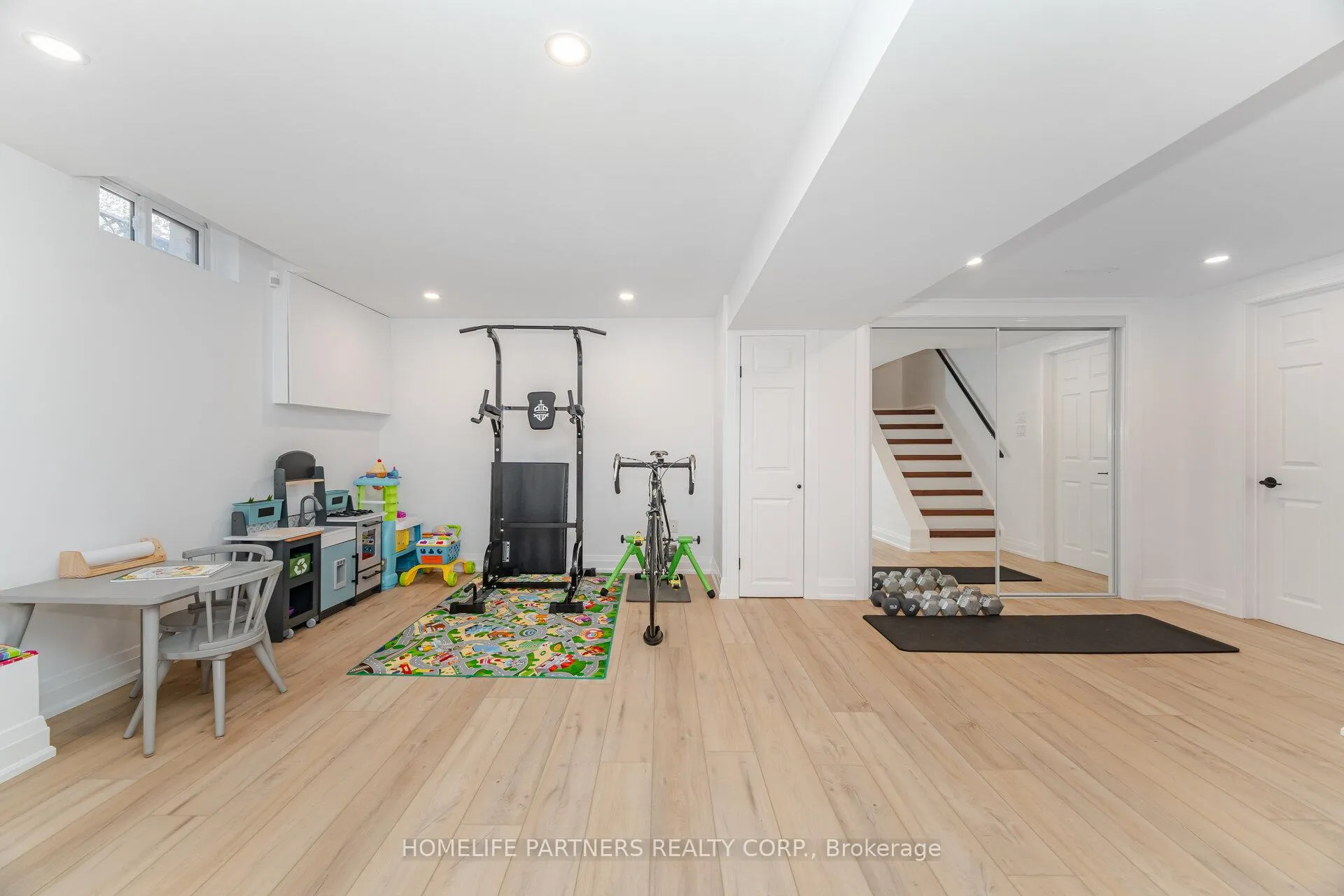 Photo 29 of 10 Culpepper Court, Caledon, Bolton North — HOMEH