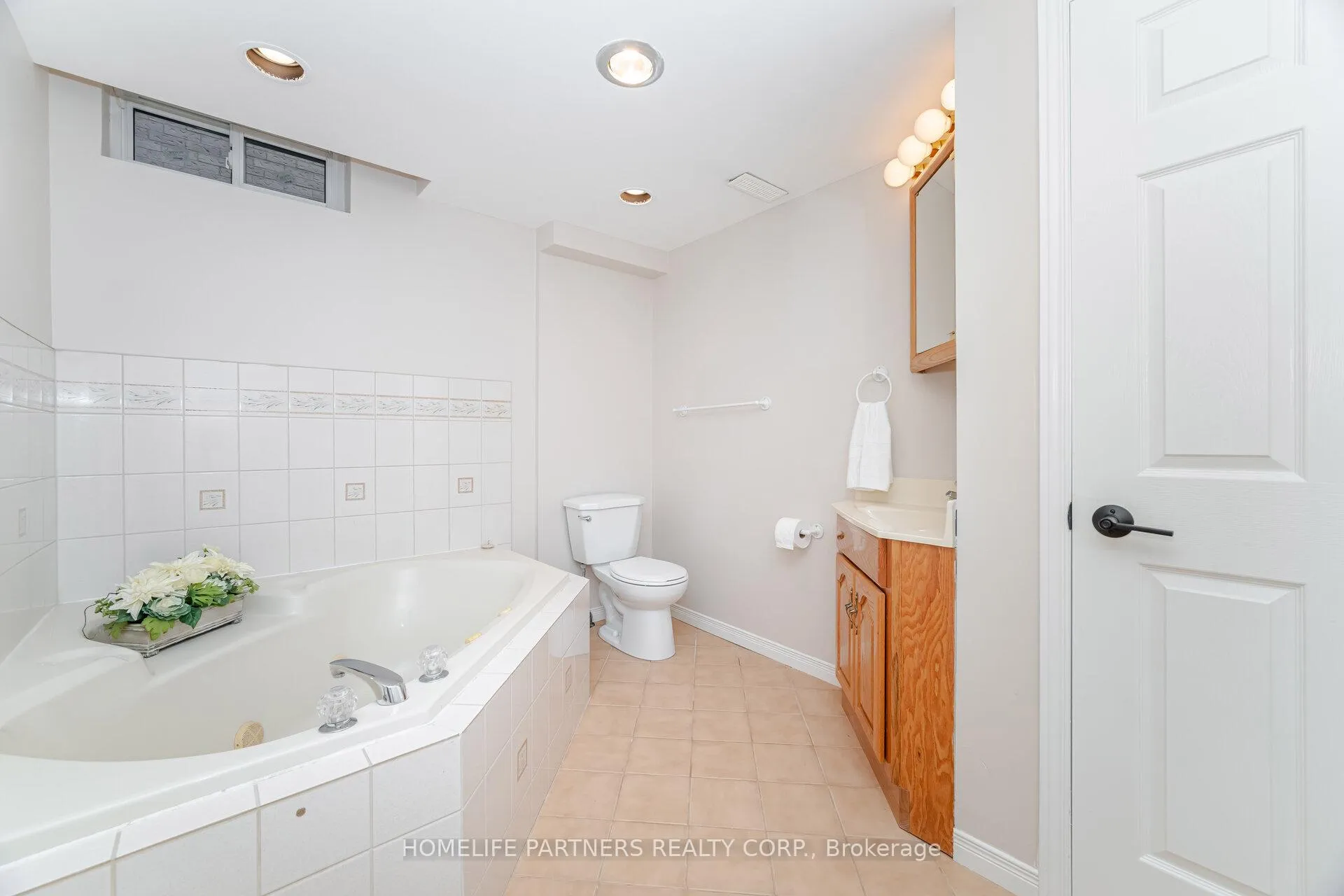 Photo 33 of 10 Culpepper Court, Caledon, Bolton North — HOMEH