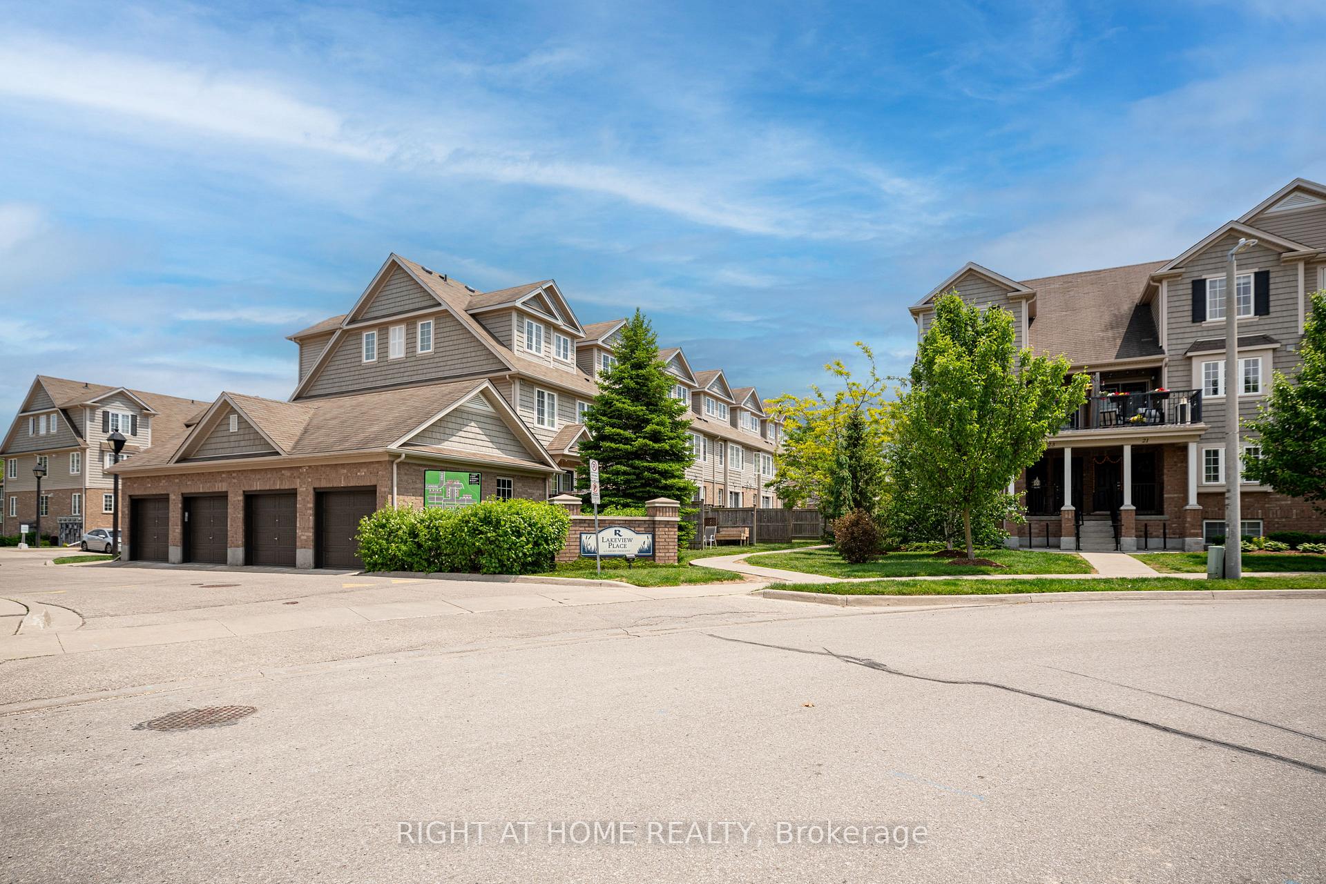 Photo 6 of Unit 23B, 15 Carere Crescent, Guelph, Victoria North — HOMEH
