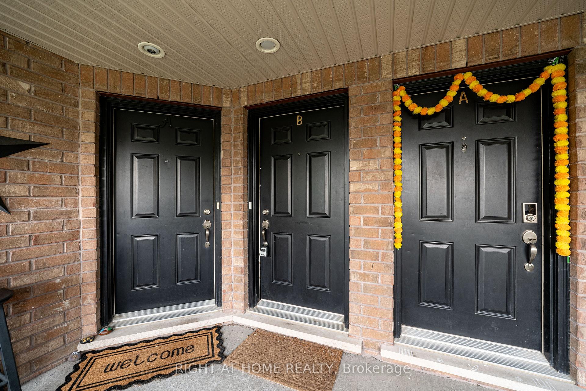 Photo 7 of Unit 23B, 15 Carere Crescent, Guelph, Victoria North — HOMEH