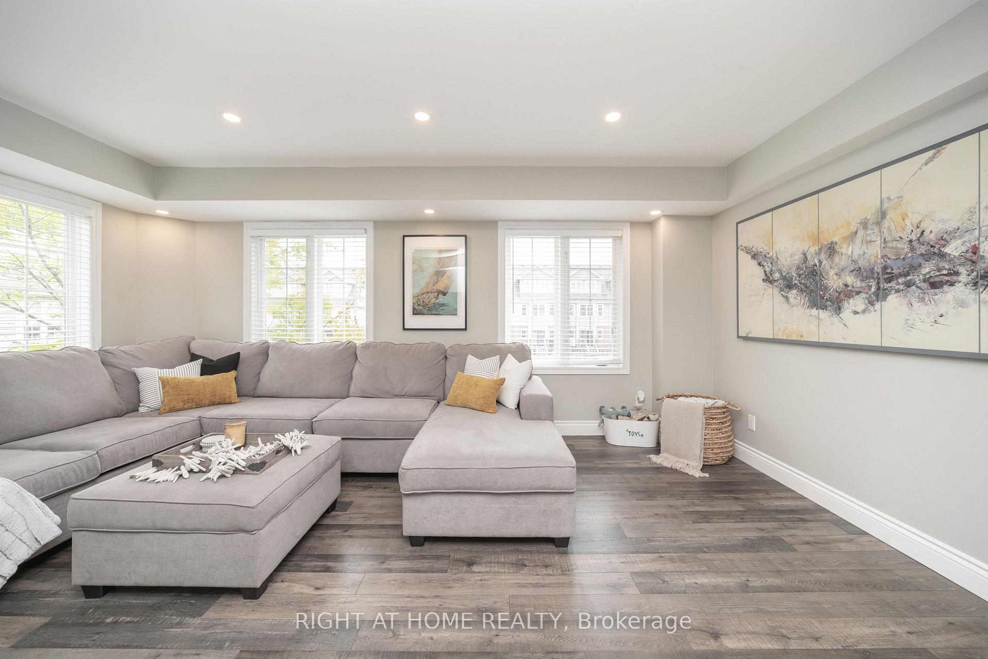 Photo 14 of Unit 23B, 15 Carere Crescent, Guelph, Victoria North — HOMEH