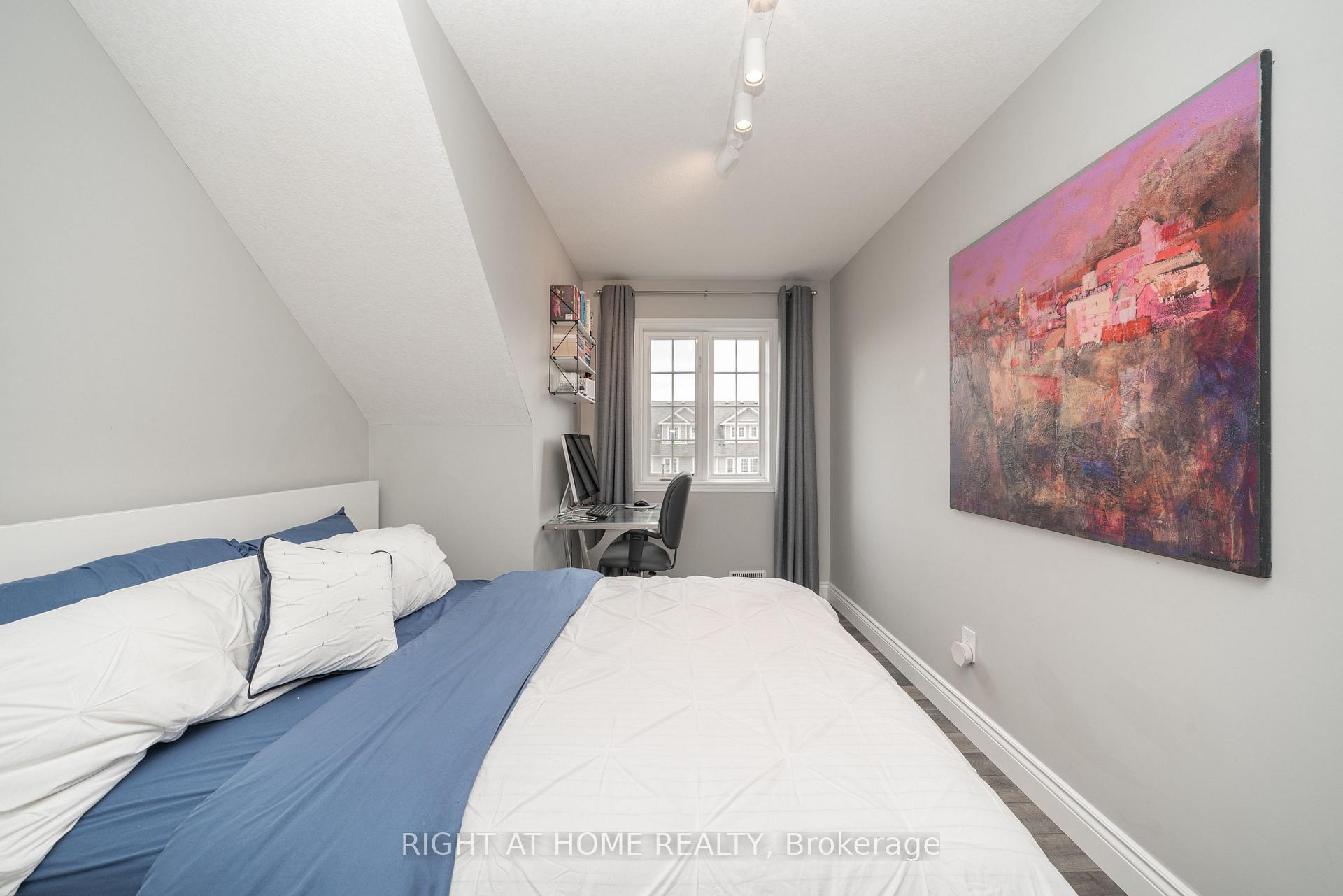 Photo 35 of Unit 23B, 15 Carere Crescent, Guelph, Victoria North — HOMEH