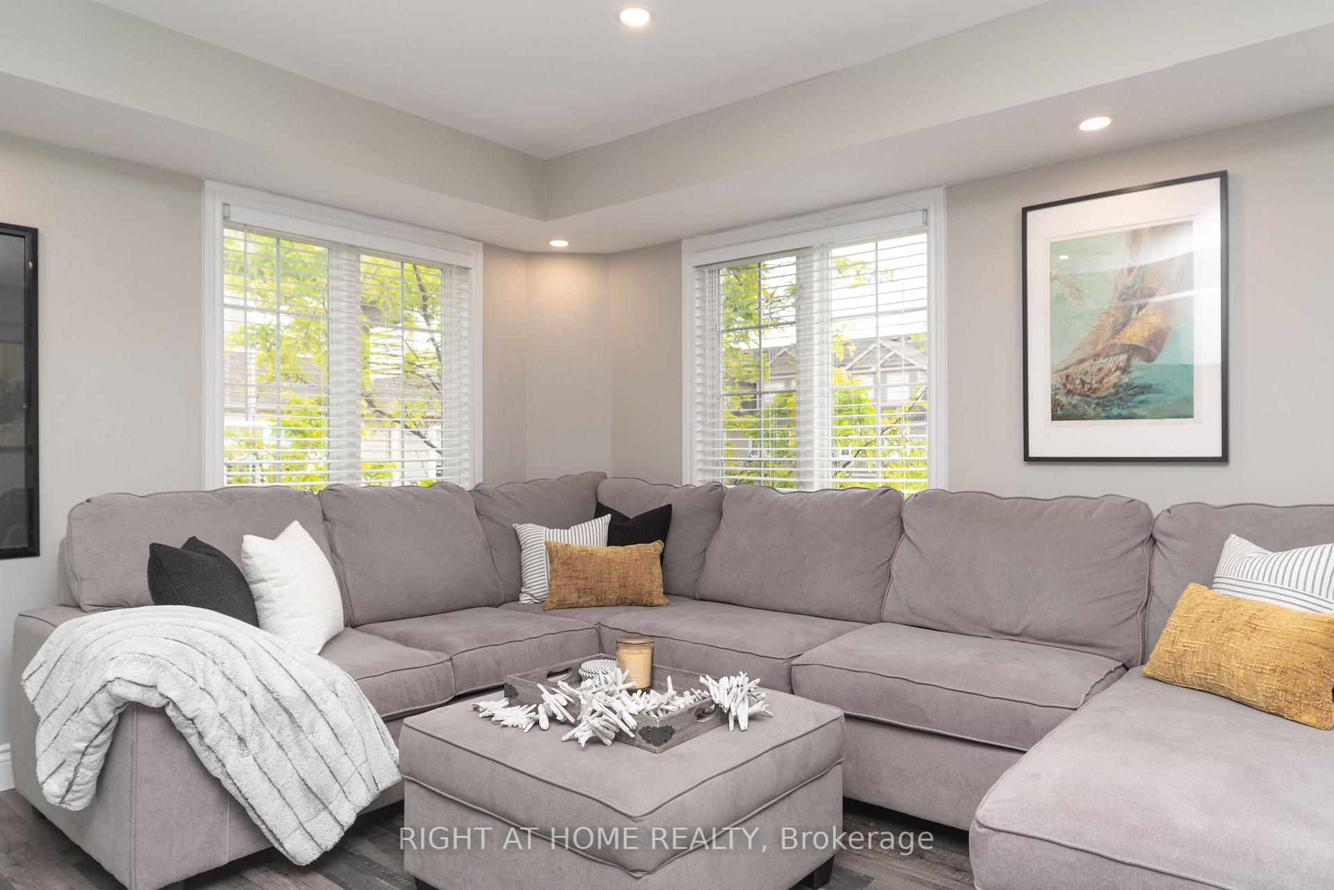 Photo 40 of Unit 23B, 15 Carere Crescent, Guelph, Victoria North — HOMEH