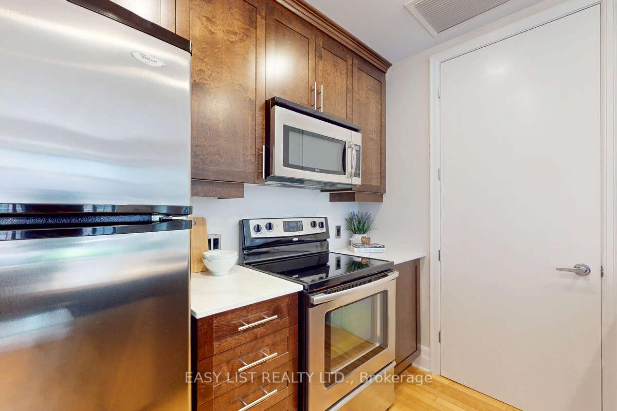 Photo 9 of Unit 708, 330 Loretta Avenue S, Ottawa, West Centre Town — HOMEH