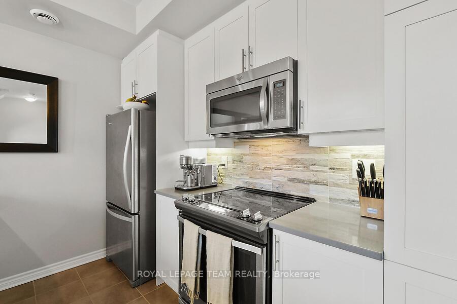 Photo 9 of 270 Pembina Private, Ottawa, Riverside South/Gloucester Glen — HOMEH
