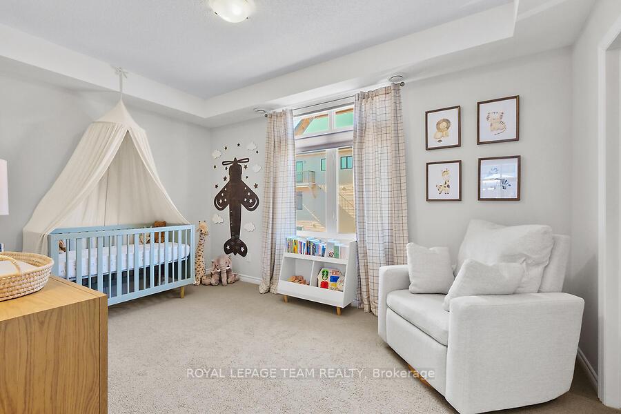 Photo 12 of 270 Pembina Private, Ottawa, Riverside South/Gloucester Glen — HOMEH
