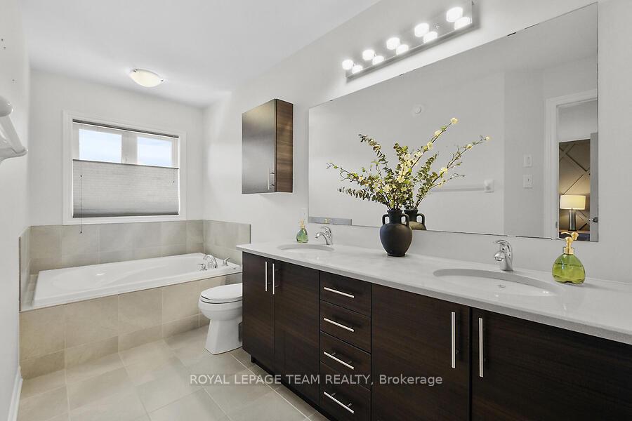 Photo 18 of 270 Pembina Private, Ottawa, Riverside South/Gloucester Glen — HOMEH