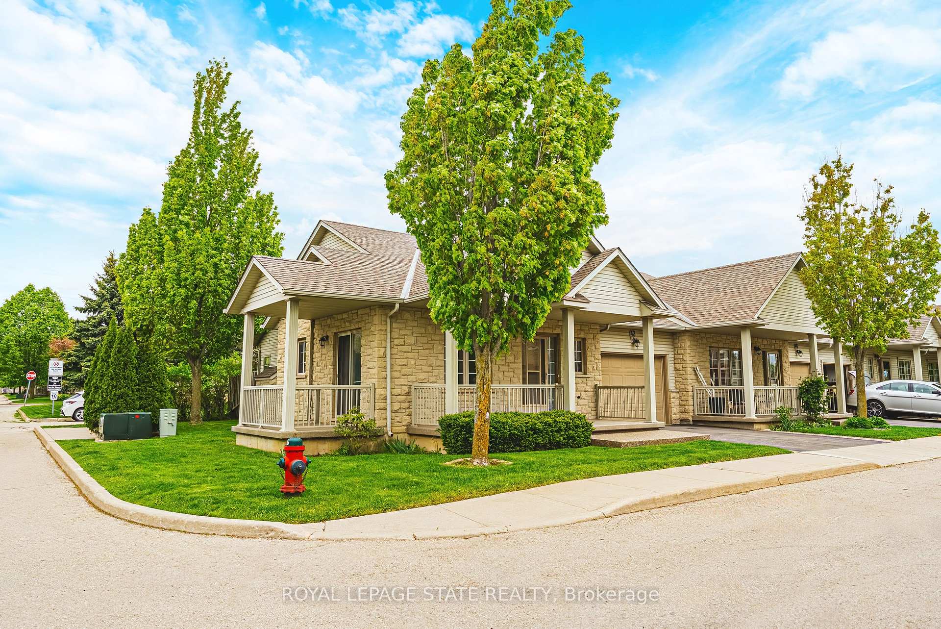 Photo 1 of Unit 43, 130 Southbrook Drive, Hamilton, Binbrook — HOMEH