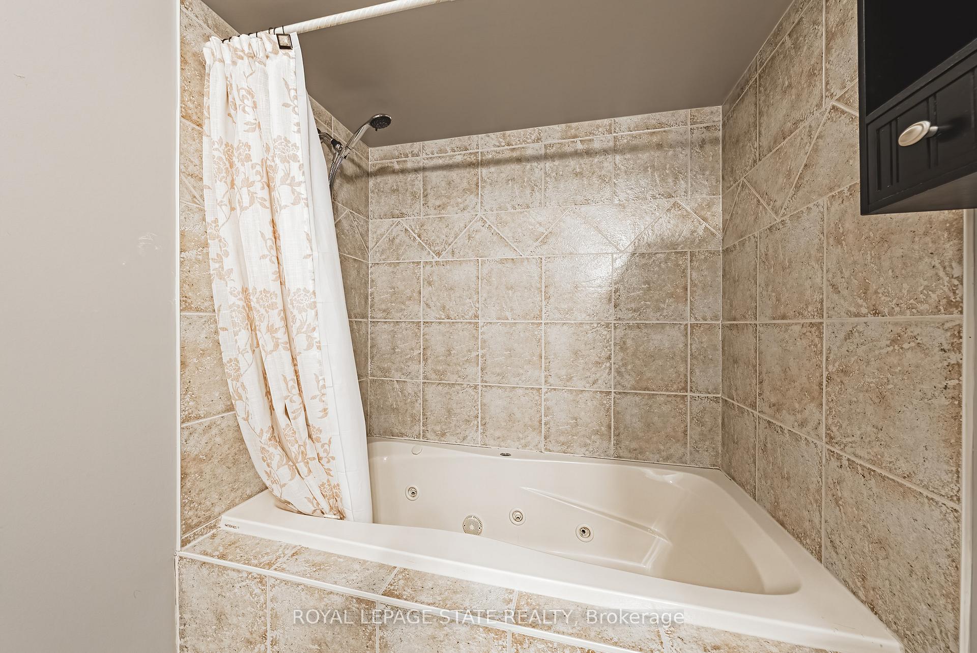 Photo 24 of Unit 43, 130 Southbrook Drive, Hamilton, Binbrook — HOMEH