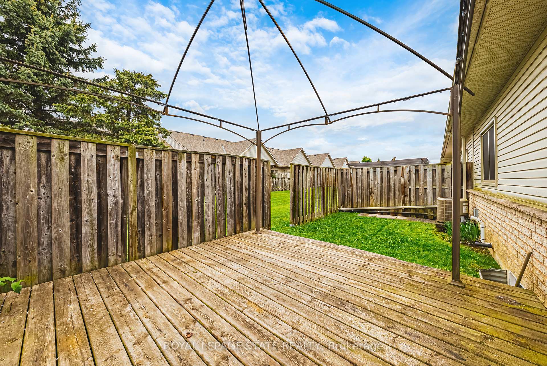 Photo 40 of Unit 43, 130 Southbrook Drive, Hamilton, Binbrook — HOMEH