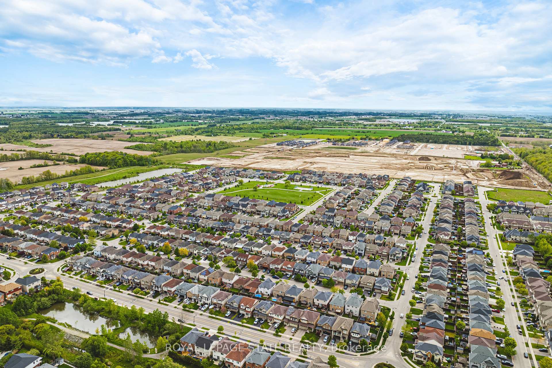 Photo 48 of Unit 43, 130 Southbrook Drive, Hamilton, Binbrook — HOMEH
