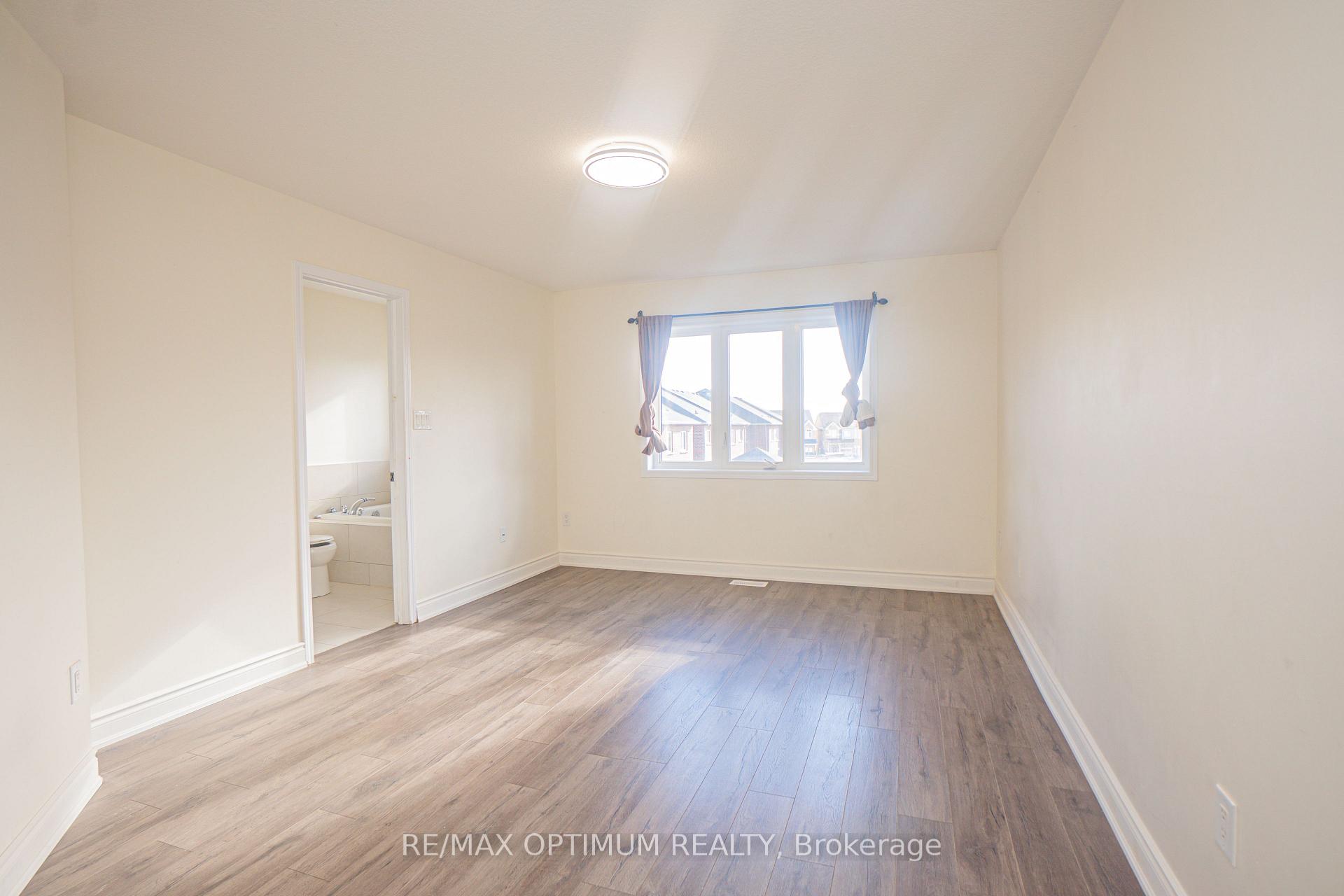 Photo 14 of 607 Remembrance Road, Brampton, Northwest Brampton — HOMEH