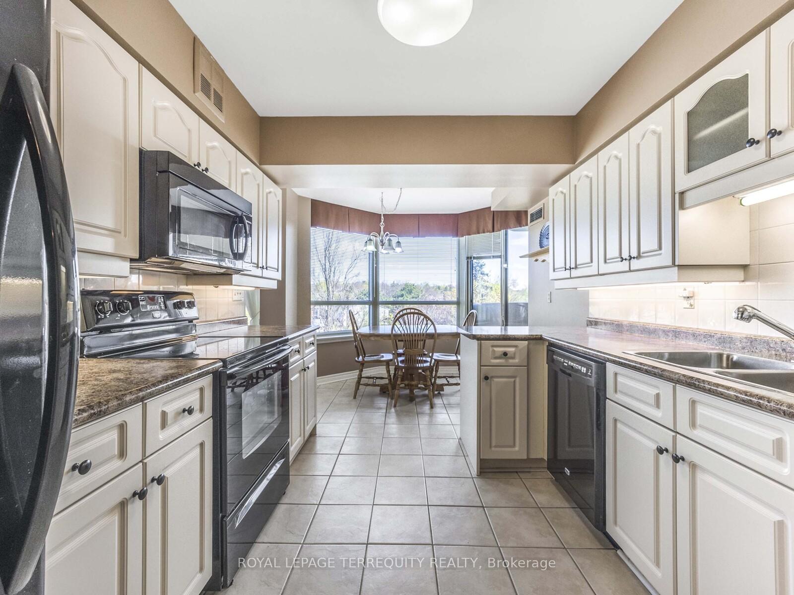 Photo 15 of Unit 312, 55 Austin Drive, Markham, Markville — HOMEH