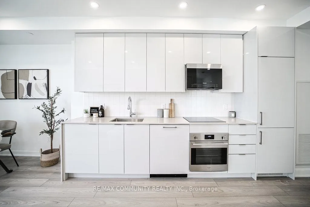 Photo 8 of Unit 2215, 10 Abeja Street, Vaughan, Concord — HOMEH