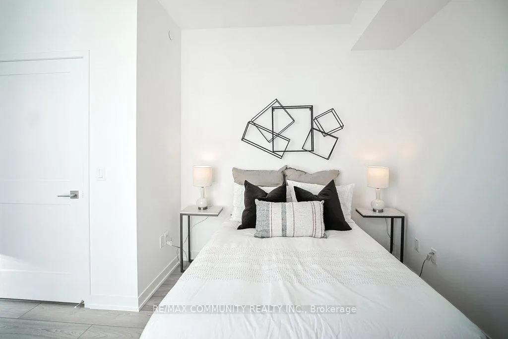 Photo 14 of Unit 2215, 10 Abeja Street, Vaughan, Concord — HOMEH