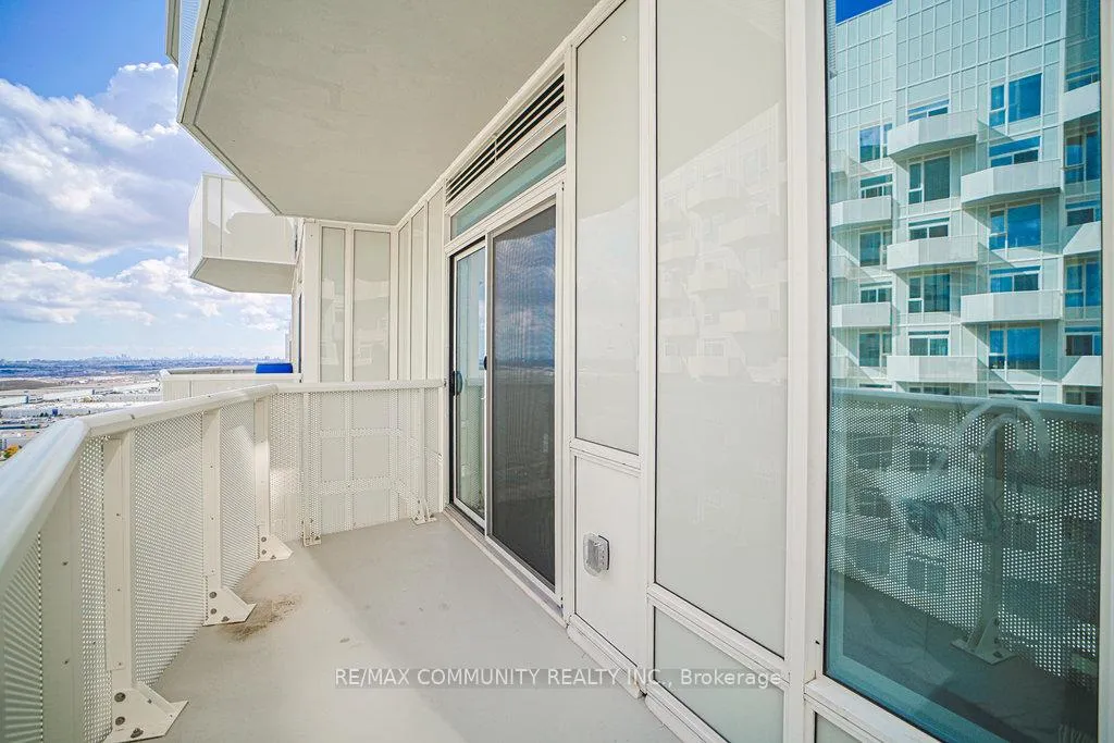 Photo 21 of Unit 2215, 10 Abeja Street, Vaughan, Concord — HOMEH