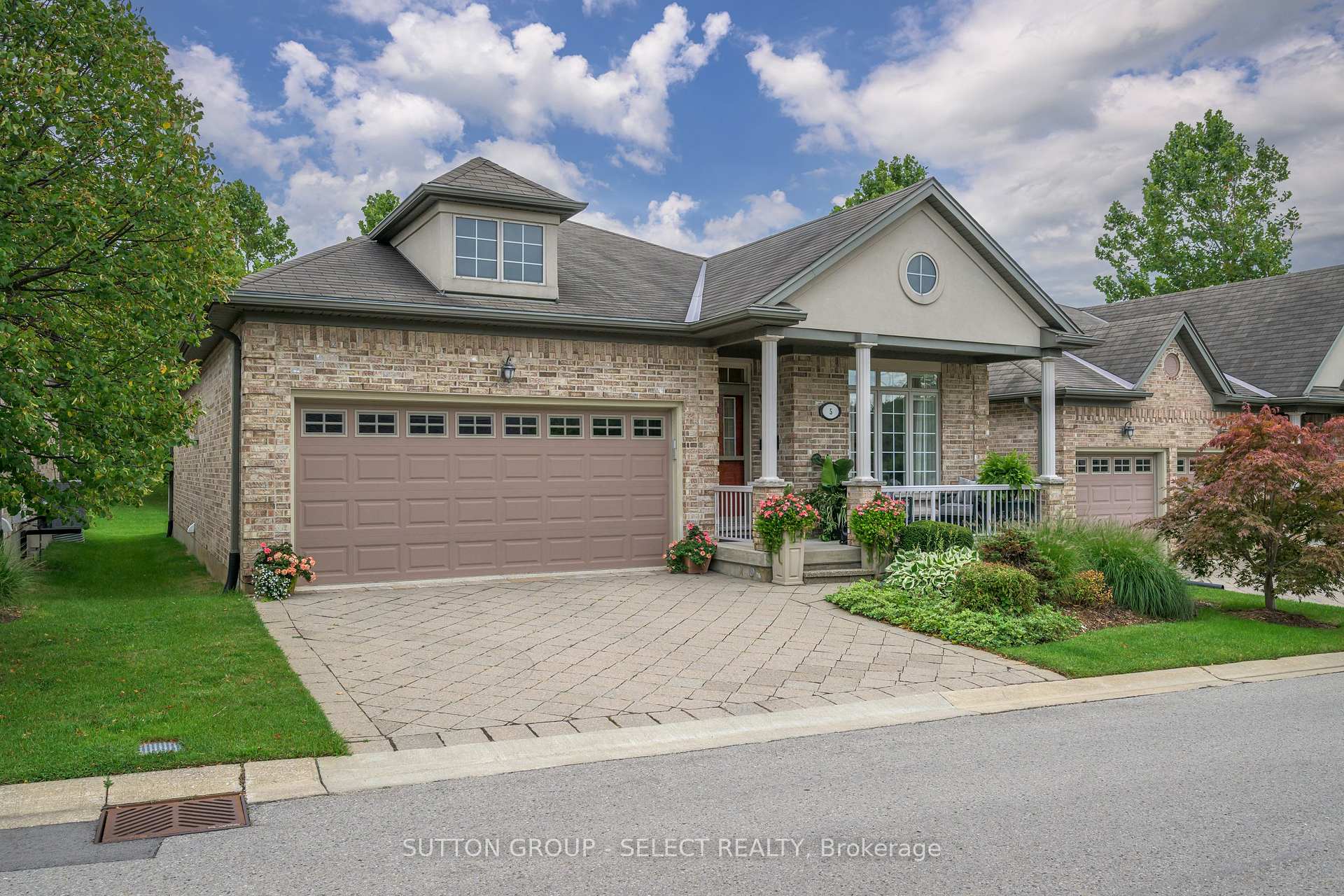 Photo 2 of Unit 5, 578 Mcgarrell Place, London, North R — HOMEH